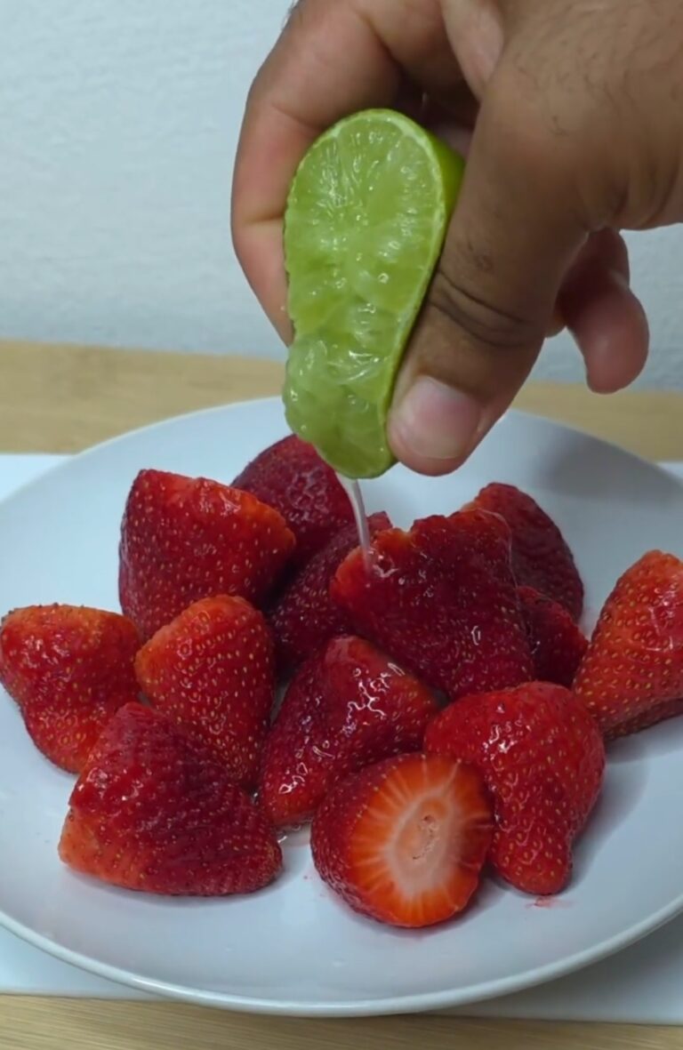 Mezcla fresas con limón