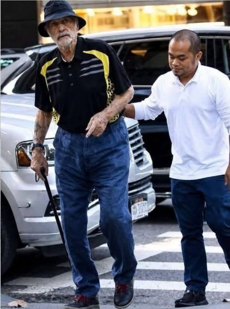 La foto viral del actor de 87 años en Nueva York: era Sean Connery y no es reciente